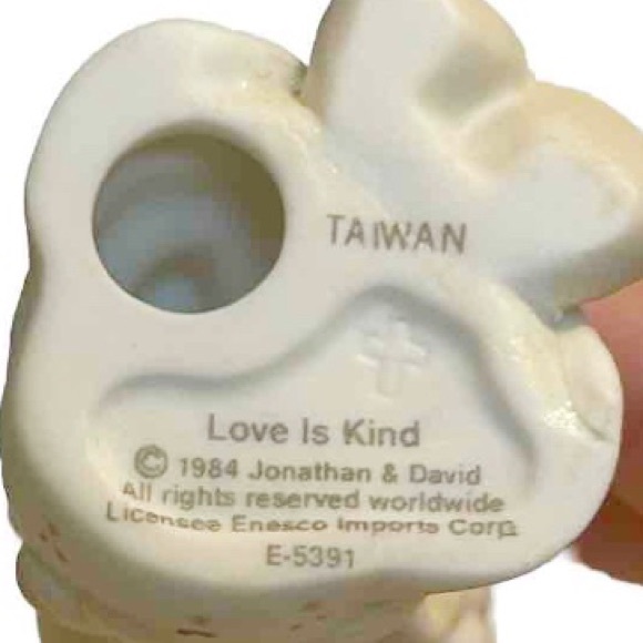 Vintage 1984 Precious Moments Love Is Kind Ceramic Ornament Girl Gift Enesco - Picture 6 of 11